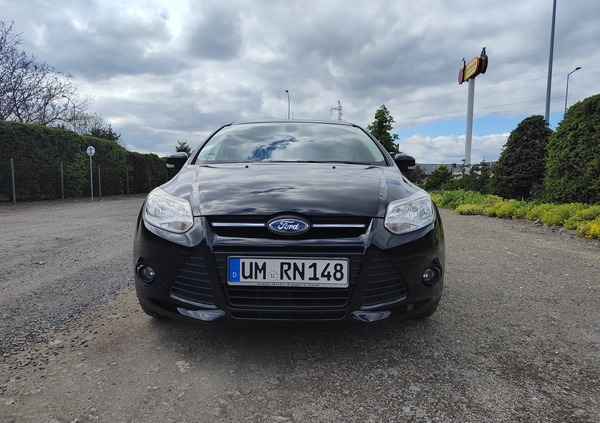 Ford Focus cena 23900 przebieg: 185000, rok produkcji 2014 z Szczecin małe 254